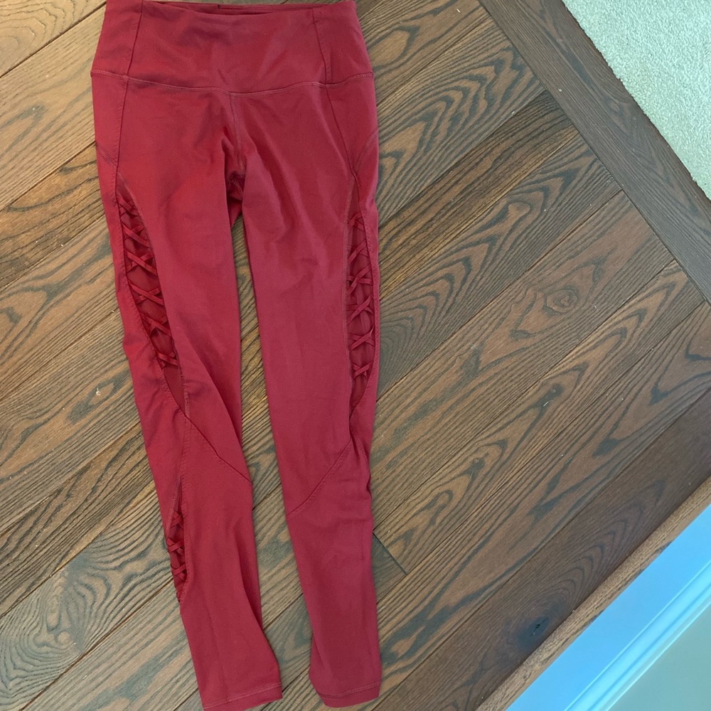Knockout by Victoria’s Secret tight workout pant size small